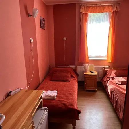 Отель семеен модерния Tsarkvishte