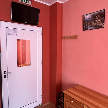 Отель семеен модерния Tsarkvishte