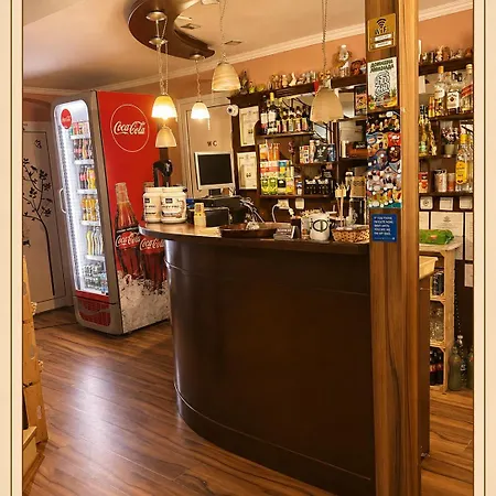 семеен модерния Hotel Tsarkvishte