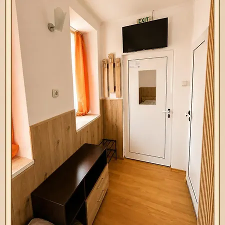семеен модерния Hotel 2*