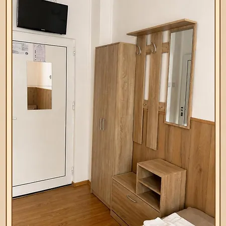 Hotel семеен модерния 2*