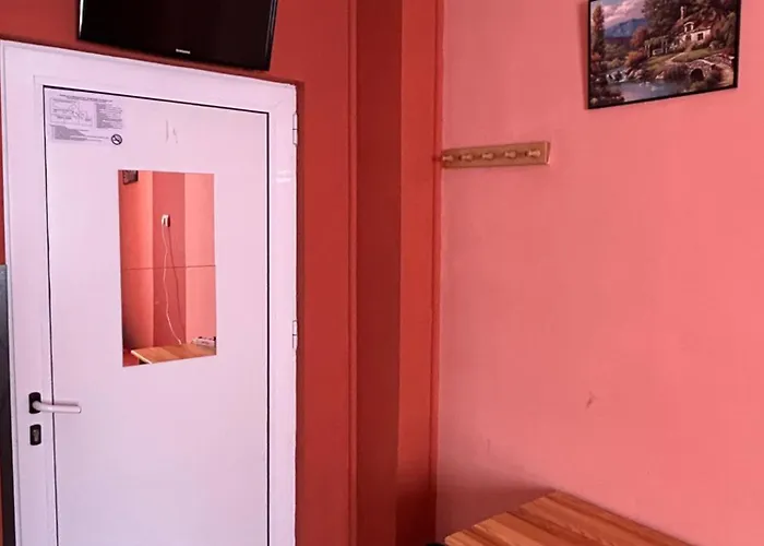 Szálloda семеен модерния Carkviste